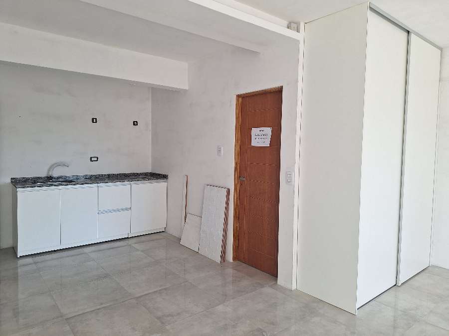 Departamento disponible en Paso del Rey · dueño directo · 1 dorm · 5 cocheras · 100 m² de lote - Imagen 4