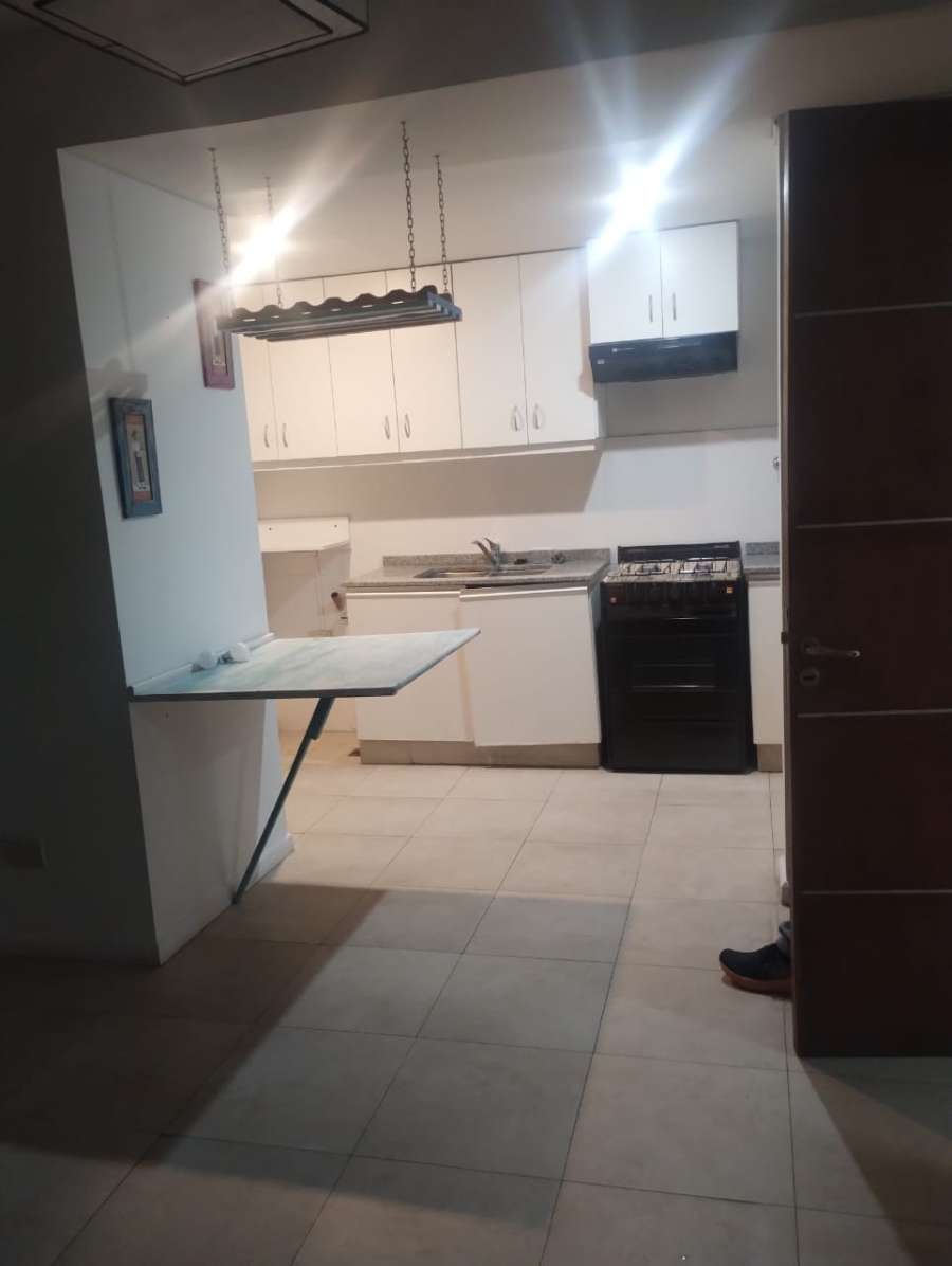 En Mendoza, Departamento en Alquiler · barrio privado · dueño directo · 1 dorm · cochera - Imagen 4