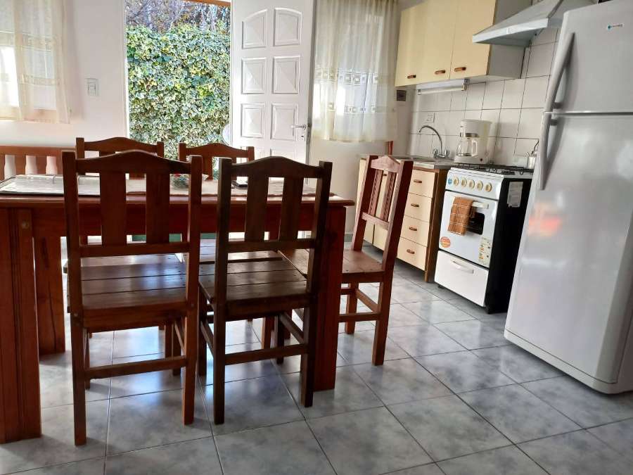 Departamento en Alquiler en Puerto Madryn, · dueño directo · 1 dorm · 1 ambientes · cochera - Imagen 1