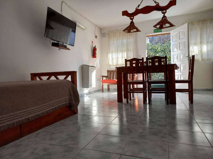 Departamento en Alquiler en Puerto Madryn, · dueño directo · 1 dorm · 1 ambientes · cochera - Imagen 3