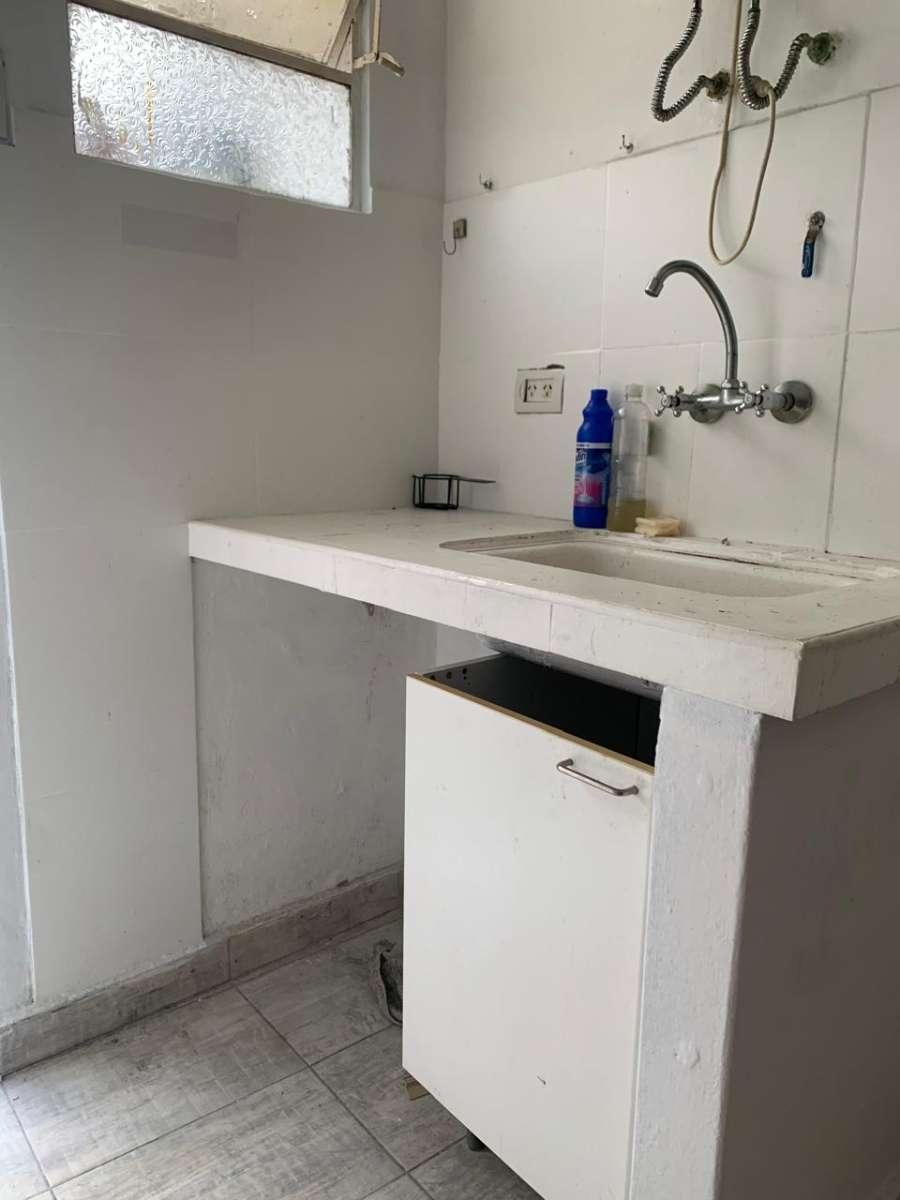 En Lanus, Departamento en Venta · 1 dorm · 2 ambientes · 30 m² de lote - Imagen 3