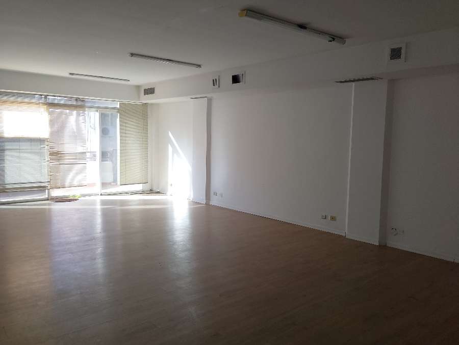 Local comercial en Alquiler Maipu 400, San Nicolás - Imagen 6