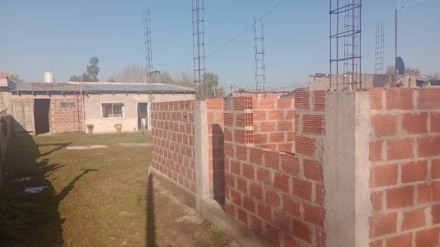 Casa en Laferrere en Venta · dueño directo · 2 dorm · cochera · 390 m² de lote - Imagen 5