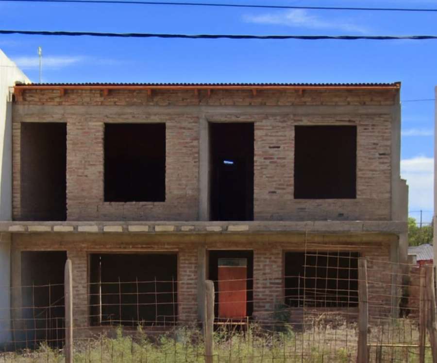 Departamento en Villa Regina para en Venta · dueño directo · 4 o más dorm · 350 m² de lote - Imagen 1