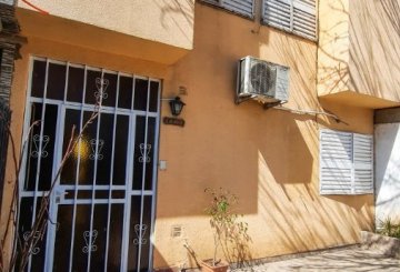 Casa en Venta en Rosario con · dueño directo · 4 o más dorm · 150 m² de lote - Imagen 1