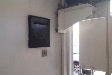 En Lanus, Casa en Venta · dueño directo · 1 dorm · cochera · 65 m² de lote - Imagen 2