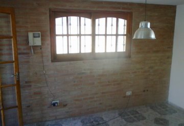 En Córdoba, Casa en Venta · dueño directo · 2 dorm · 4 ambientes · 195 m² de lote - Imagen 2