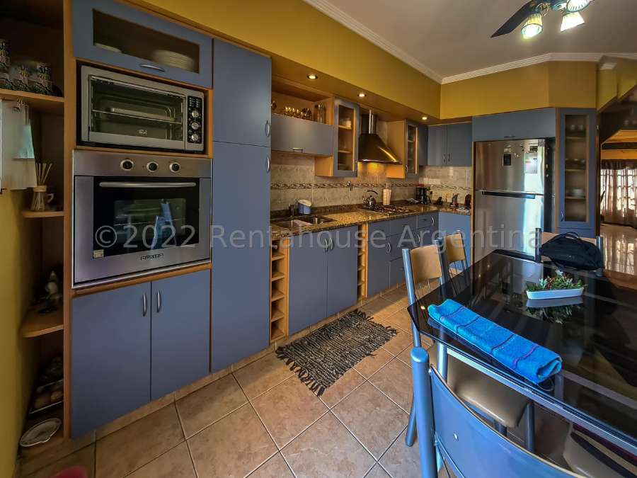 Triplex en Venta Unanue , Villa Lugano - Imagen 4