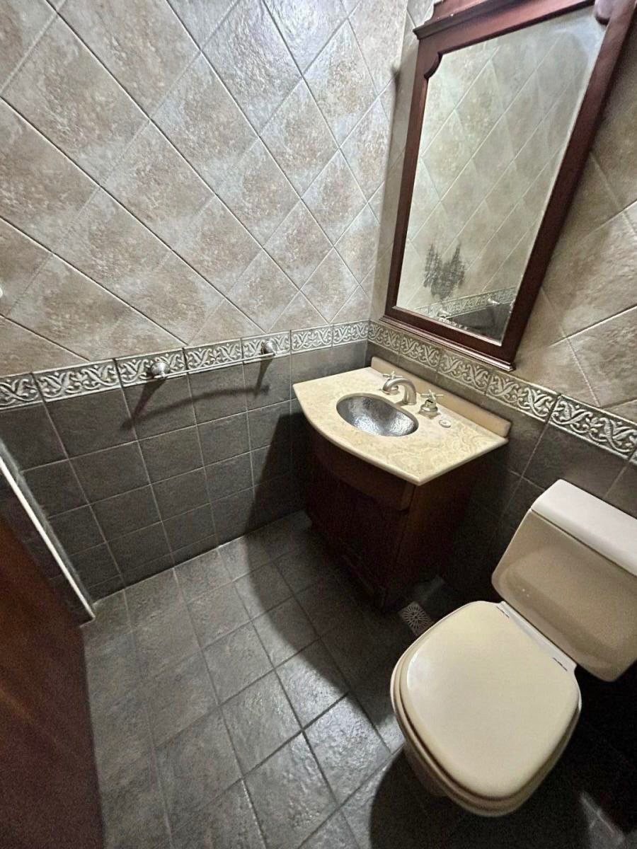 Casa en Venta en Villa Devoto, · dueño directo · 2 dorm · cochera · 220 m² de lote - Imagen 5