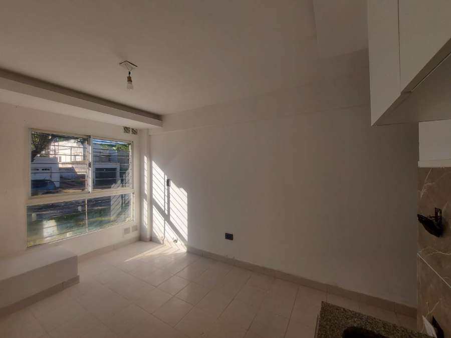 Departamento en Alquiler en Paraná, · dueño directo · 1 dorm · 2 ambientes · 23 m² de lote - Imagen 1