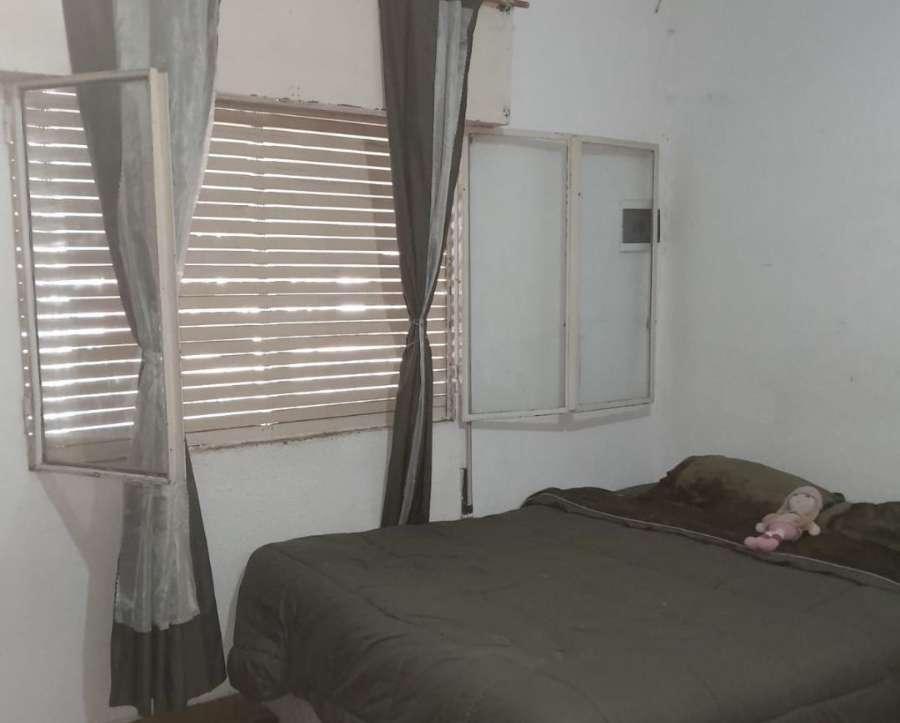 Casa en Venta en Río Cuarto, · 2 dorm · 202 m² de lote - Imagen 2