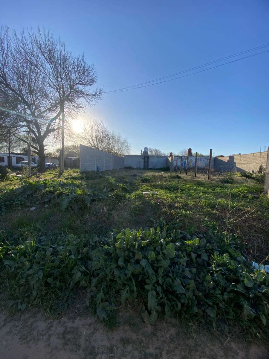 Excelente Terreno en Río Cuarto en Venta · 300 m² de lote - Imagen 2
