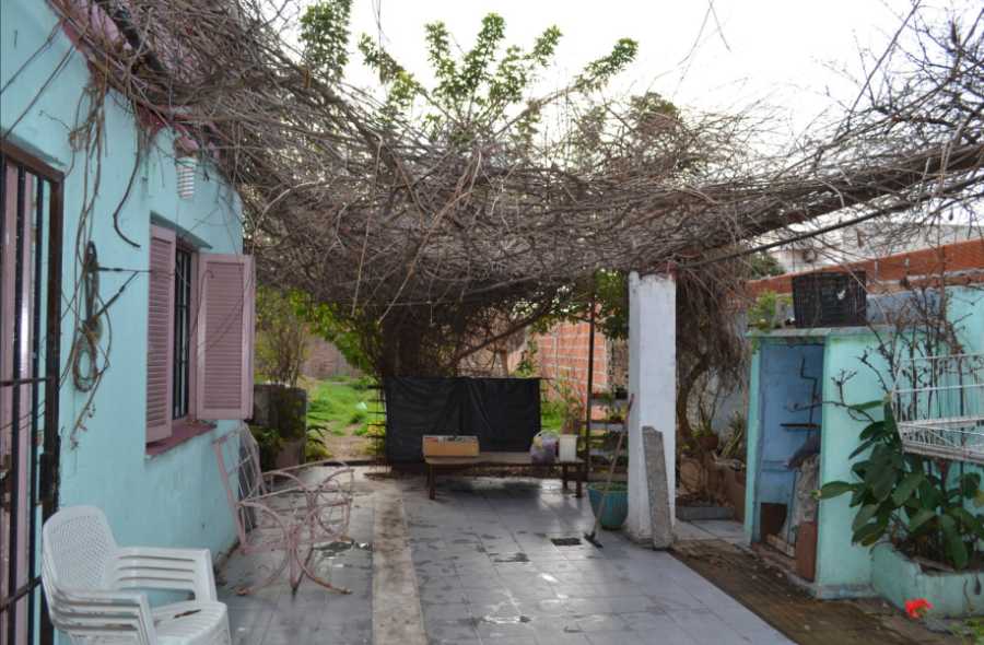 Casa en Venta en Lomas de Zamora con · dueño directo · 3 dorm · 3 ambientes · 350 m² de lote - Imagen 3