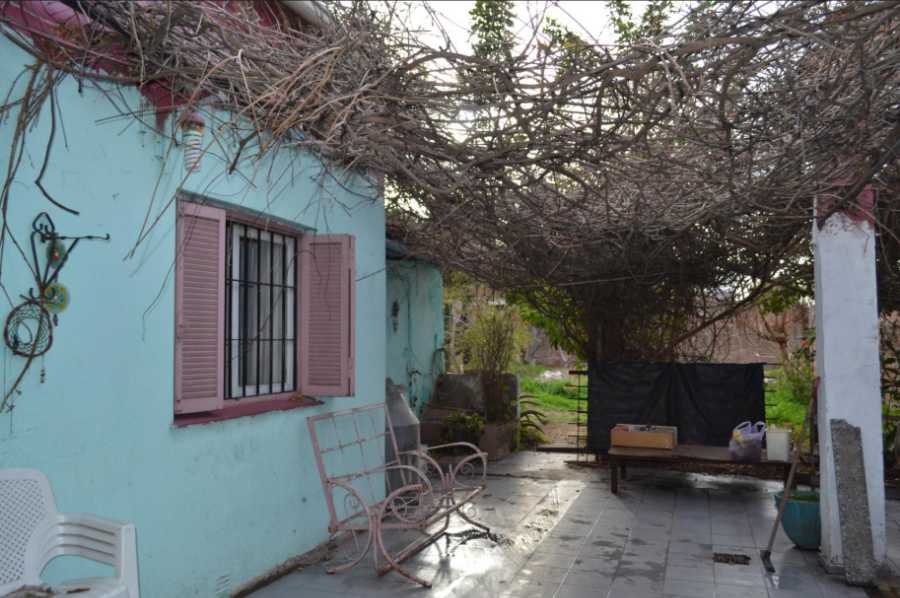 Casa en Venta en Lomas de Zamora con · dueño directo · 3 dorm · 3 ambientes · 350 m² de lote - Imagen 4