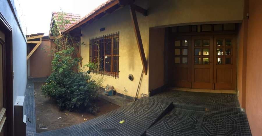 Casa en Venta en Las Heras con · 4 o más dorm · cochera · 203 m² de lote - Imagen 1