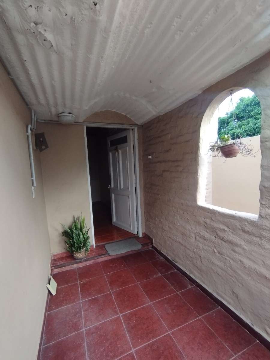  Local  Olivos - Imagen