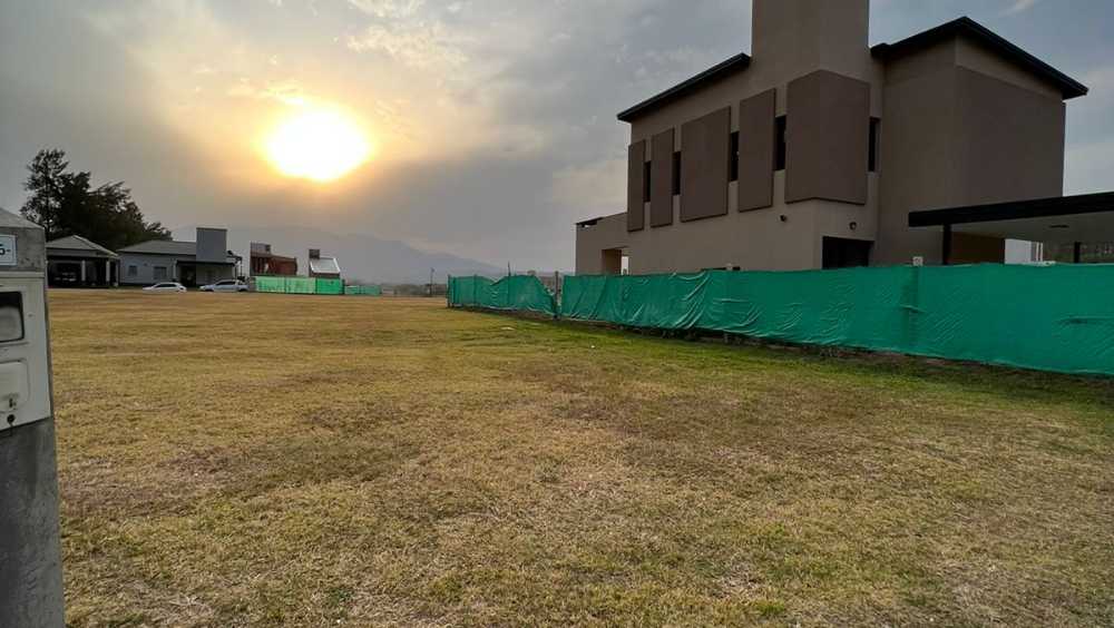 Casa en Venta en Tafi Viejo · barrio privado · dueño directo · 3 dorm · 2 cocheras - Imagen 4