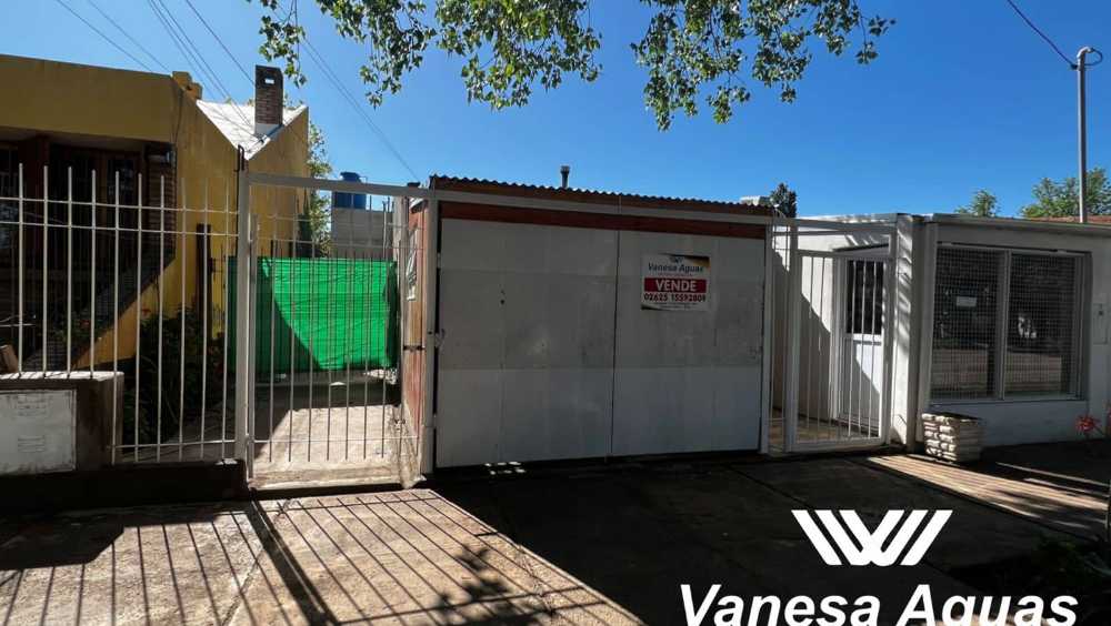 Casa disponible para la en Venta en General Alvear · 4 o más dorm · 6 ambientes · cochera - Imagen 2