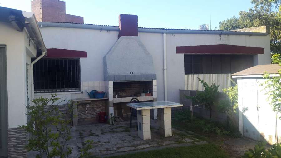 Casa en Valle Hermoso en Venta · dueño directo · 2 dorm · 4 ambientes · cochera - Imagen 4