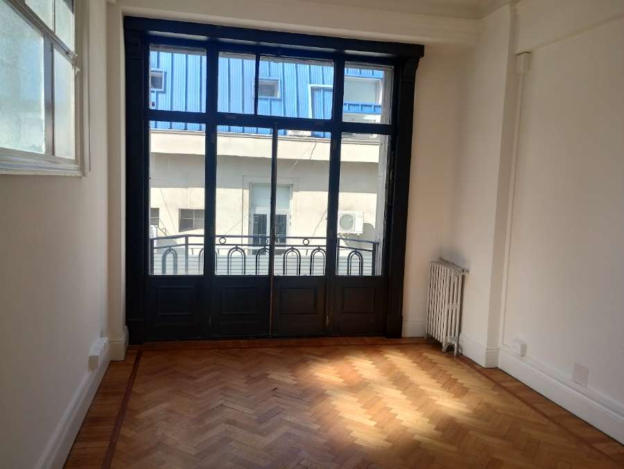 En San Nicolás, Oficina en Alquiler · 2 ambientes - Imagen 1