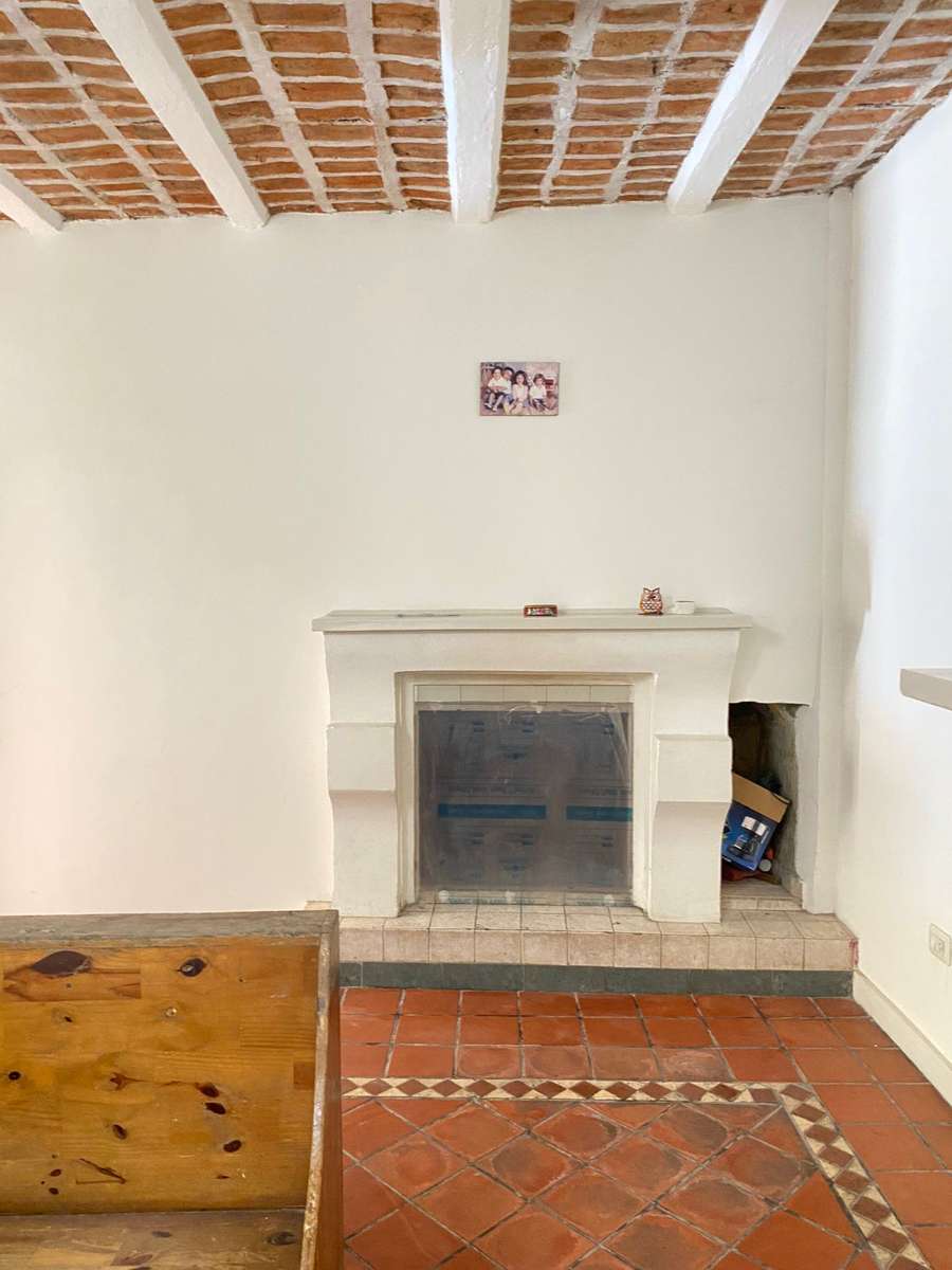 En Mariano Acosta, Casa en Venta · dueño directo · 4 o más dorm · cochera · 230 m² de lote - Imagen 3