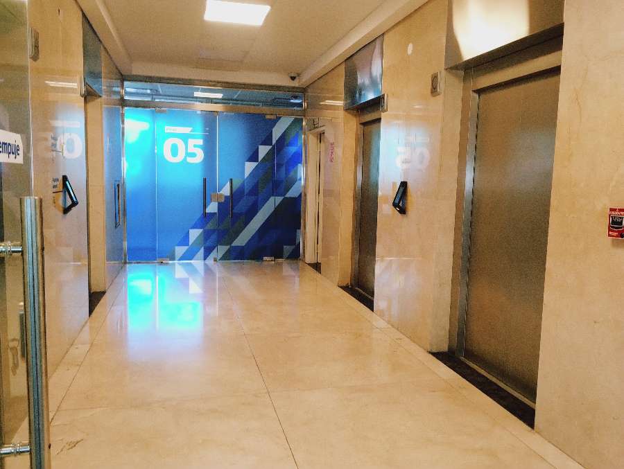 Oficina comercial en Alquiler Maipu 300, San Nicolás - Imagen 2