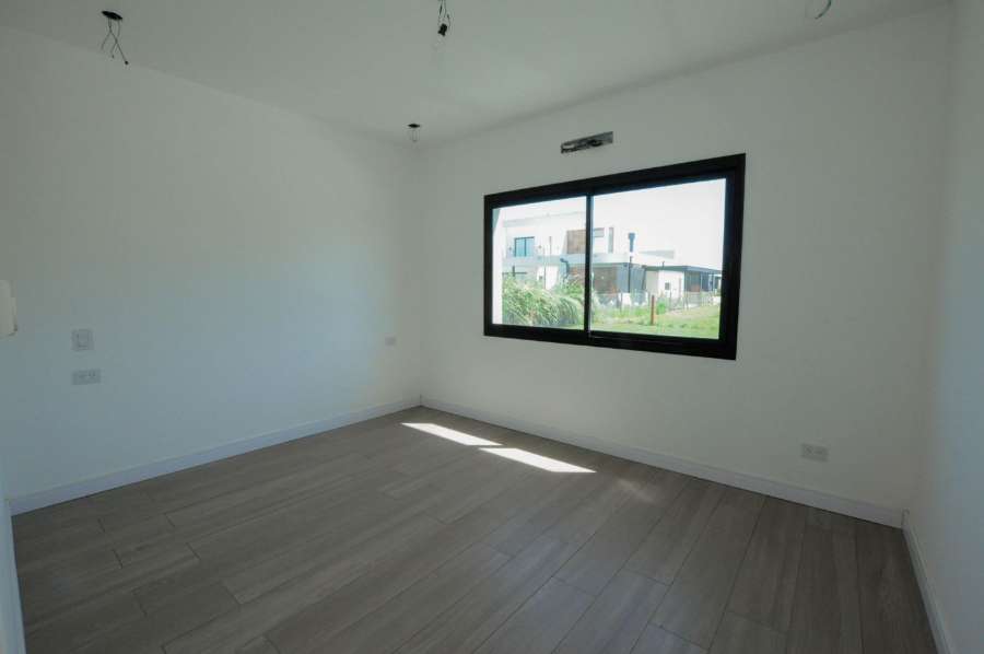 Casa Guernica - Imagen