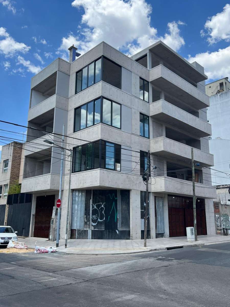 En General San Martin, Departamento en Alquiler · 1 dorm · 3 ambientes · 100 m² de lote - Imagen 1