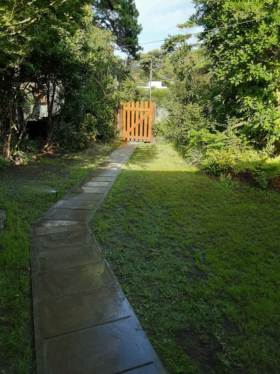 Casa en Villa Gesell en Venta · dueño directo · 3 dorm · 4 ambientes · 503 m² de lote - Imagen 2