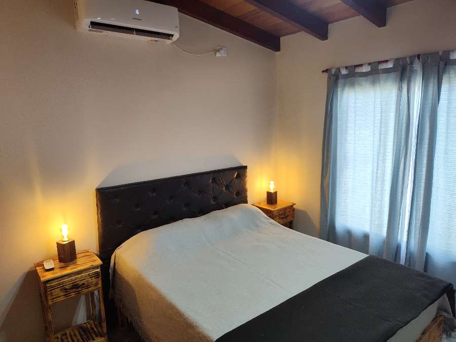 Casa en Temporario en Mina Clavero · dueño directo · 2 dorm · cochera · 20.000 m² de lote - Imagen 1