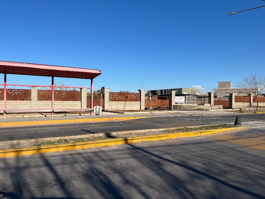 Emprendimiento en Corralitos en Venta · barrio con seguridad · No tiene dorm - Imagen 1