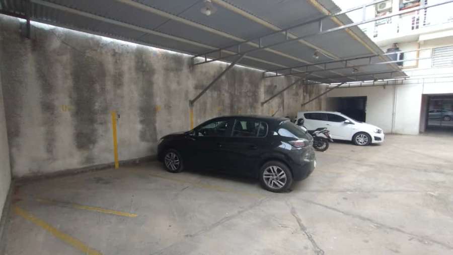 Cochera en Venta en Rosario con · dueño directo - Imagen 1