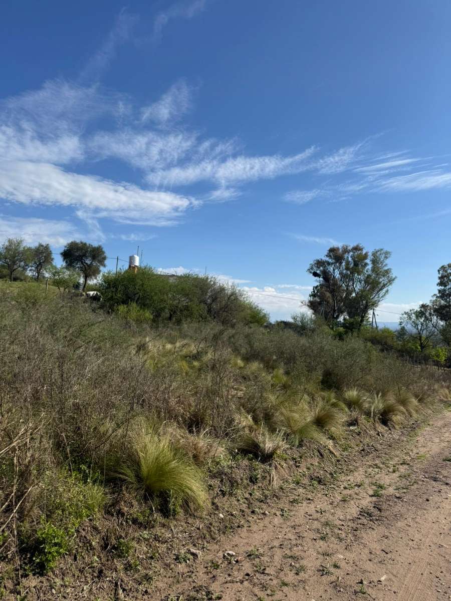Terreno en Venta en Cosquin con · 922 m² de lote - Imagen 5