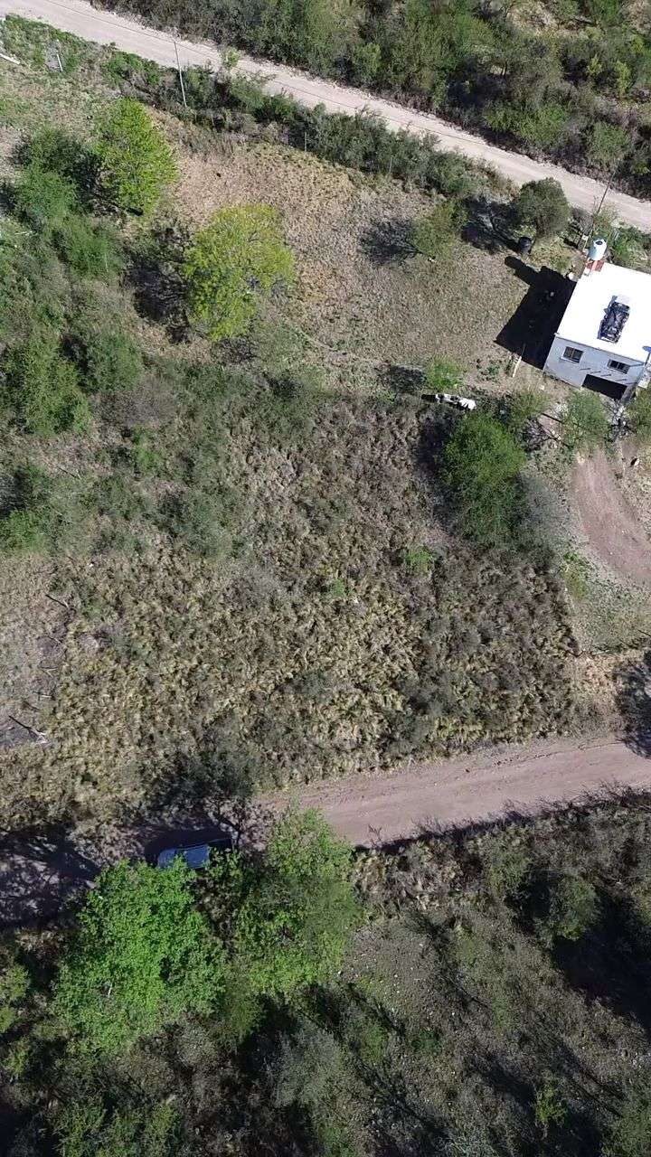 Terreno en Venta en Cosquin con · 922 m² de lote - Imagen 2