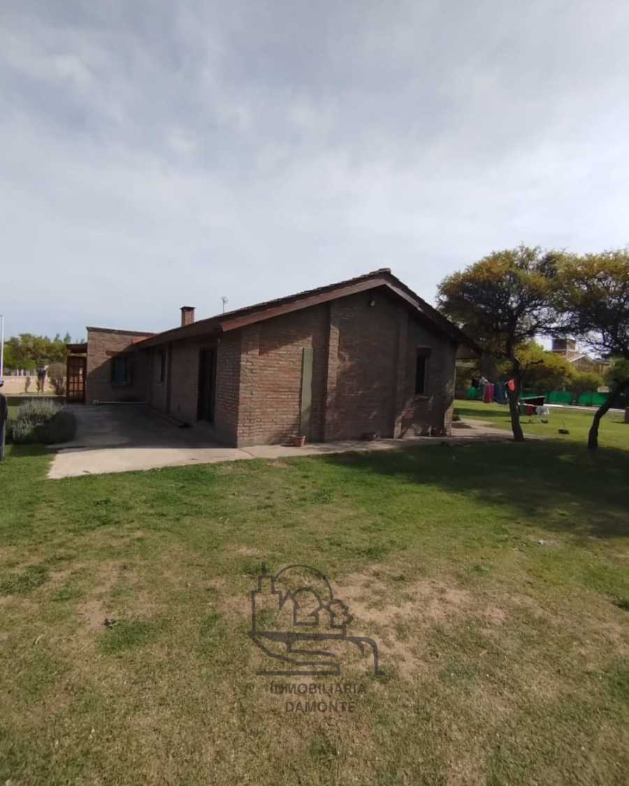 Casa disponible para la en Venta en Villa Carlos Paz · 2 dorm · 2.290 ha - Imagen 3