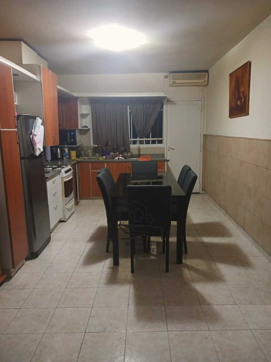 Casa en Córdoba para en Venta · 3 dorm · cochera - Imagen 3