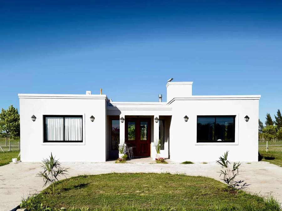 Oportunidad: Casa en Temporario en Ezeiza · barrio privado · 3 dorm · cochera · 1.100 m² de lote - Imagen 1