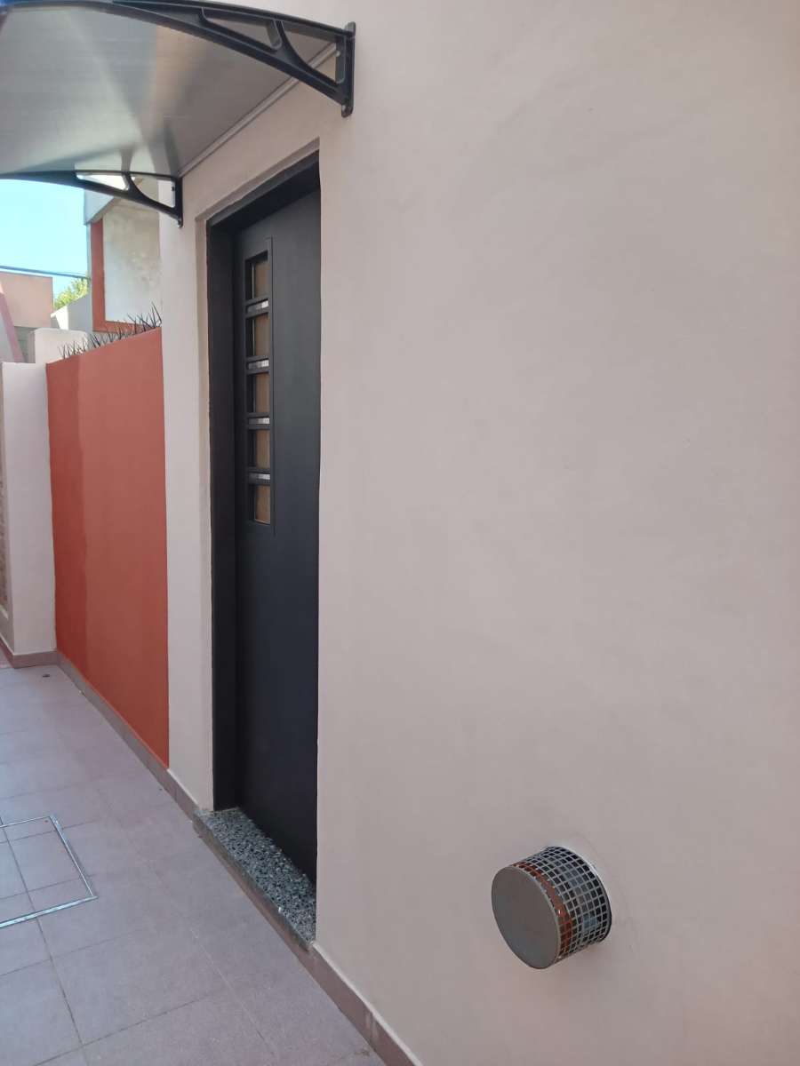 Casa única en Ciudadela en Venta · dueño directo · 2 dorm · 3 ambientes · 118 m² de lote - Imagen 3