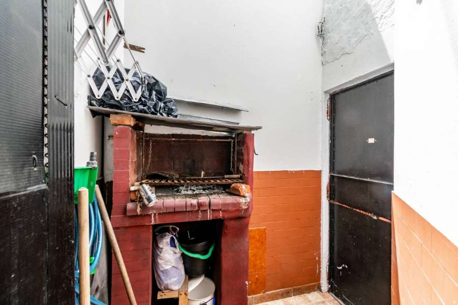 Casa en Venta Remedios Escalada De San Martin 4915, Velez Sarsfield - Imagen 2