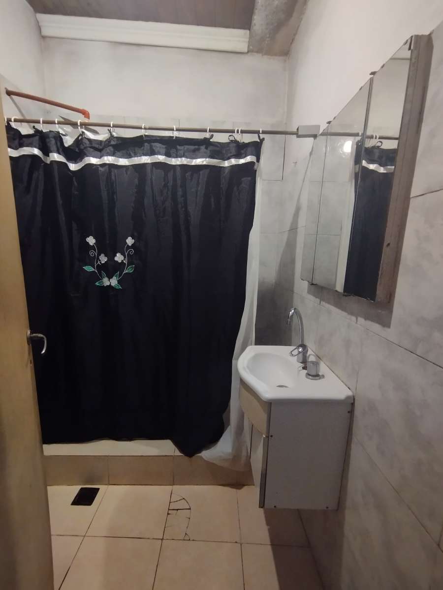 Comprar Casa en Marcos Paz · dueño directo · 3 dorm · cochera · 333.800 m² de lote - Imagen 4