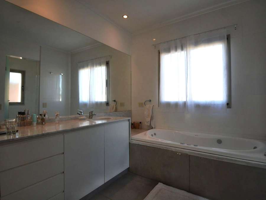 Casa en Venta Avenida Real 9000, Rosario - Imagen 4