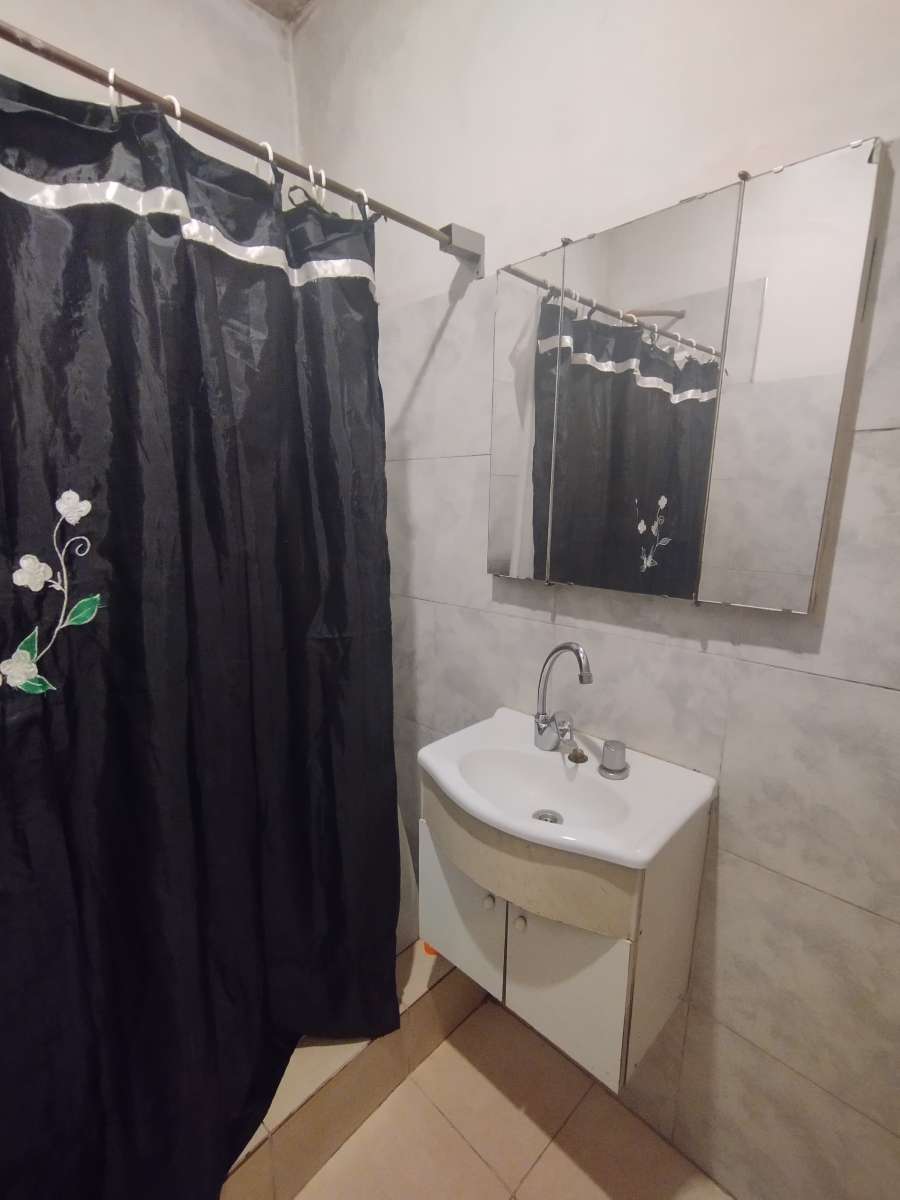 Comprar Casa en Marcos Paz · dueño directo · 3 dorm · 3 ambientes - Imagen 1