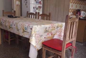 En Río Cuarto, Casa en Venta · dueño directo · 3 dorm · cochera · 721 m² de lote - Imagen 3