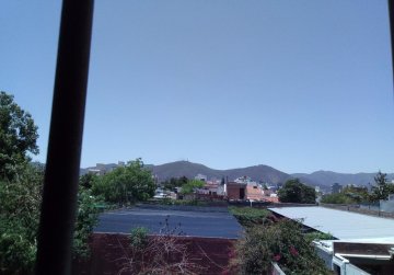 Casa disponible para la en Venta en Salta · dueño directo · 4 o más dorm · 2 cocheras · 300 m² de lote - Imagen 3