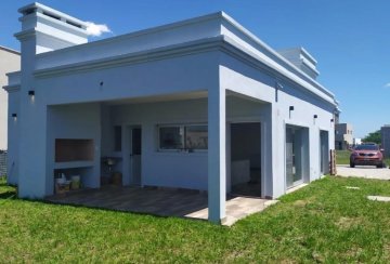 Casa en Pilar en Venta · barrio privado · dueño directo · 3 dorm · cochera - Imagen 2
