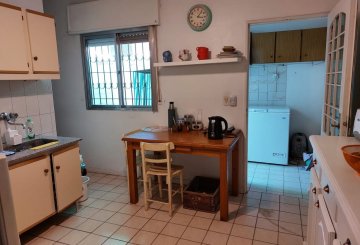 Casa en Santa Rosa en Venta · 2 dorm · 3 ambientes · cochera · 300 m² de lote - Imagen 3