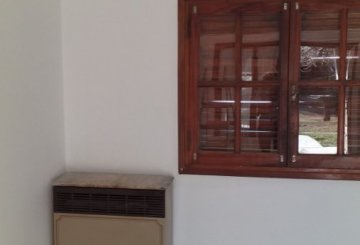 Casa en Venta en Santa Rosa, · 2 dorm · 3 ambientes · cochera · 427 m² de lote - Imagen 5
