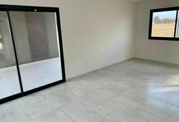 Casa disponible para la en Venta en Córdoba · 3 dorm · 180 m² de lote - Imagen 4