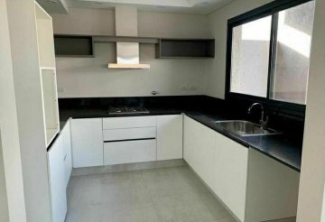 Casa disponible para la en Venta en Córdoba · 3 dorm · 180 m² de lote - Imagen 5