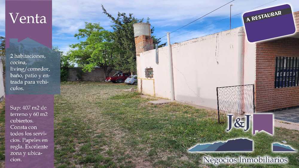 Vendo casa a restaurar en Barrio Pueblo Nuevo - Imagen 1